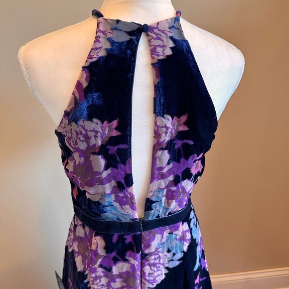 Lulus Crushed Velvet Maxi Dress Blue Purple Florals Size Medium - Picture 8 of 13